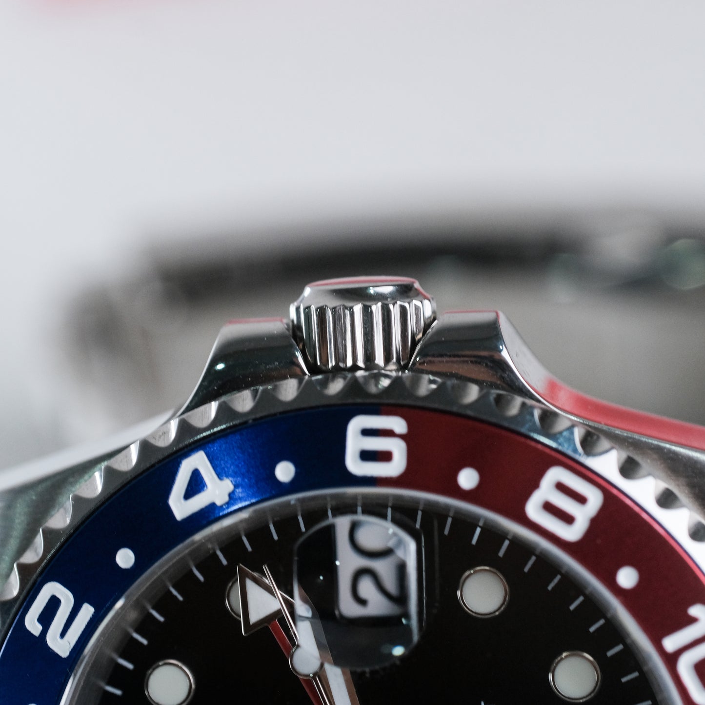 Sub GMT Pepsi - Automatic NH34